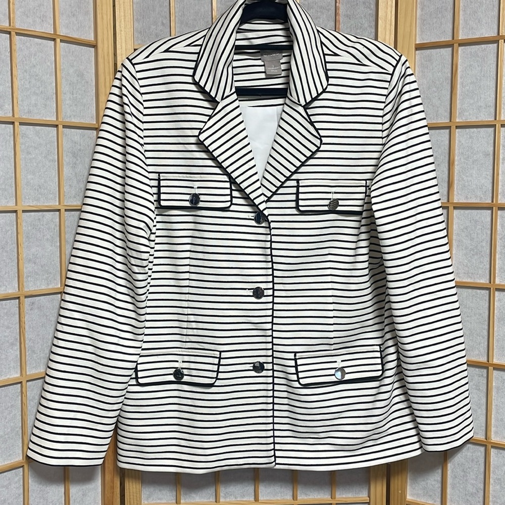Chico’s blazer knit lined